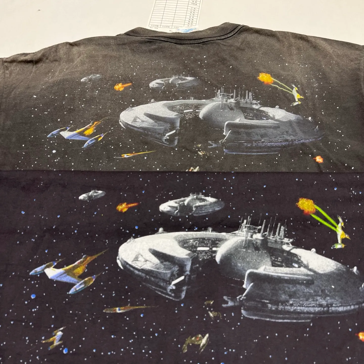 ⚠️The most complex and coolest item of this season, available in stock, available in seconds SAINT Mxxxxxx × STAR WARS SW_SS TEE /STARWARS / BLK Star Wars co-branded model. Fighter printed TEE. Washed black S-XL. Super complex and unconstrained printing design. The T-shirt using the vision of the "N-1 Star Fighter" in Star Wars is the most screen-printed item this season, reaching an astonishing 372 screens. Even the most difficult-to-print parts of the armpits are printed with luxurious printing. In addition, they are also hand-made distressed, splashed with ink, faded with water, and hand-damaged to complete this special and perfect work of art!